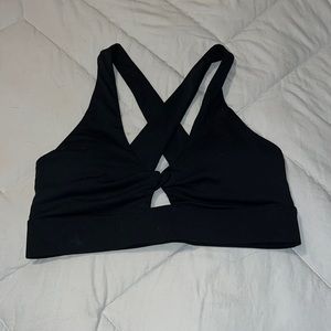 EXCELLENT CONDITION ✨ FABLETICS Black Sports Bra